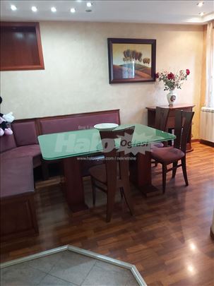 Luksuzan stan u Zemunu, izdavanje