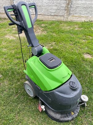 Masina za pranje podova