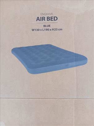 Dušek na naduvavanje ,sa elektricnom pumpom ,novo