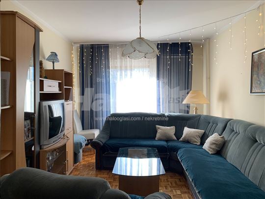 Dvosoban stan u bloku 62