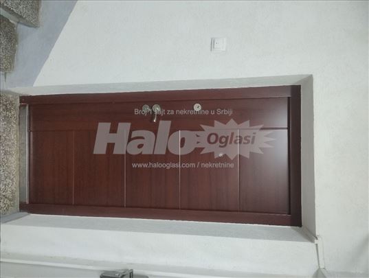 Izdavanje stana na Banovom Brdu