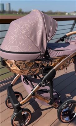 Junama 3u1 kolica ocuvana skoro potpuno nova