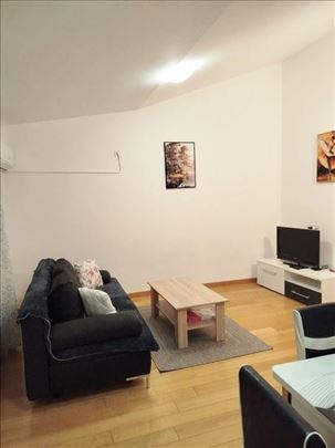 Novgradnja 3.0, 70 m2, Bez buke,Svetao,