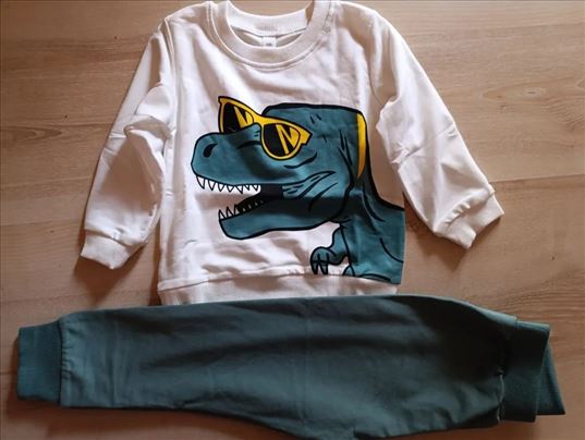 Novo Kompletic za decaka 3-4g