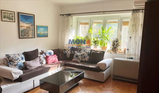 Paviljoni,Tošin Bunar,60m2, 2.0,renoviran,namešten