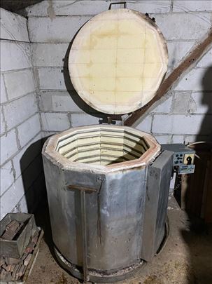 Peć keramik. mlin, maš. za tokarenje, stubna presa