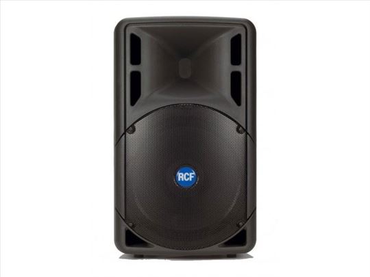RCF ART 315 300w rms, veoma očuvana  600w muzičke 