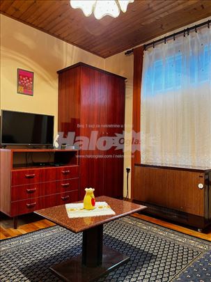 Stan na Voždovcu (Autokomanda)