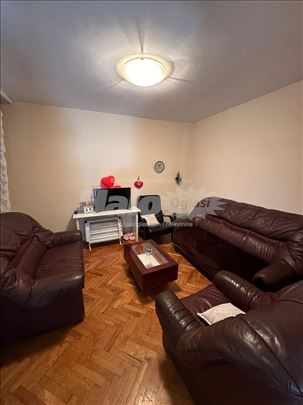 Stan u Rakovici sa terasom za izdavanje