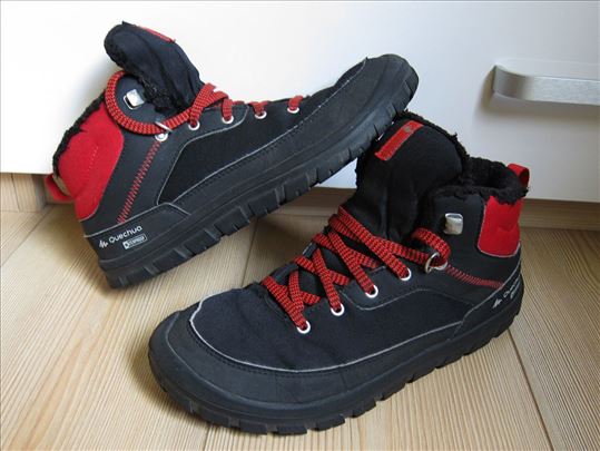 Zimske duboke cipele QUECHUA broj 37