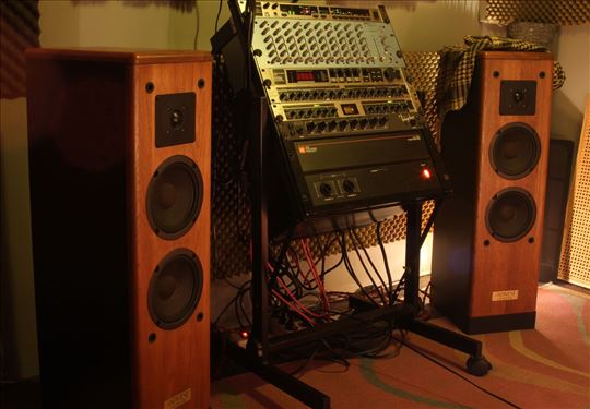 Advent Laureate (Jensen-USA)