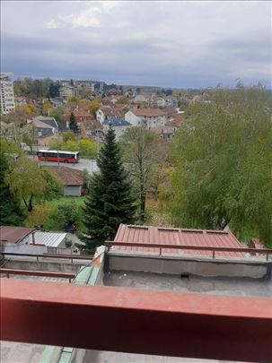 Banjica, Paunova , dvosoban, 55m2 odlicna lokacija