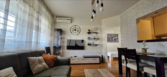 BEZ posrednika! Izdaje se 3.0 stan iza Idee