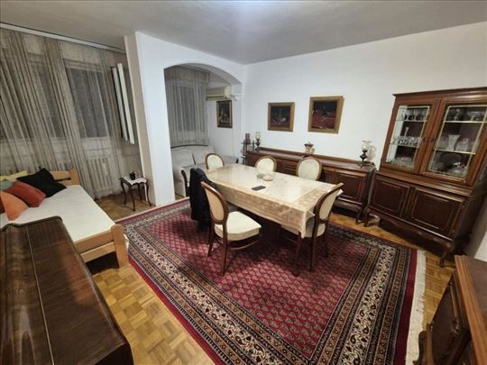 Blok 37, 4.0 namešten,komforan ID#718677