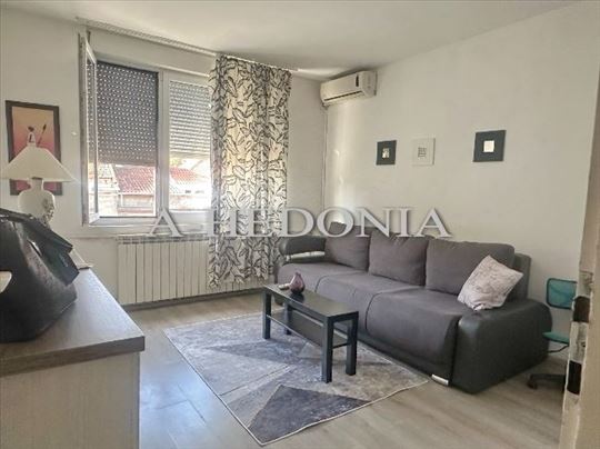 Centar, Admirala Geprata, 1.0, useljiv