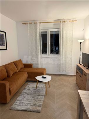 Centar Indjija garsonjera 23m2