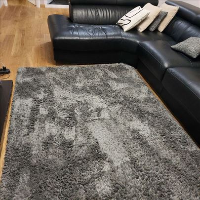 Čupavi tepih - izuzetnog kvaliteta (160x230)