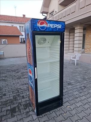 Frizider 400l 70/65/203cm