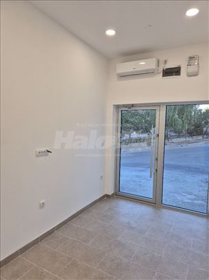 Izdajem lokal u Kaludjerici