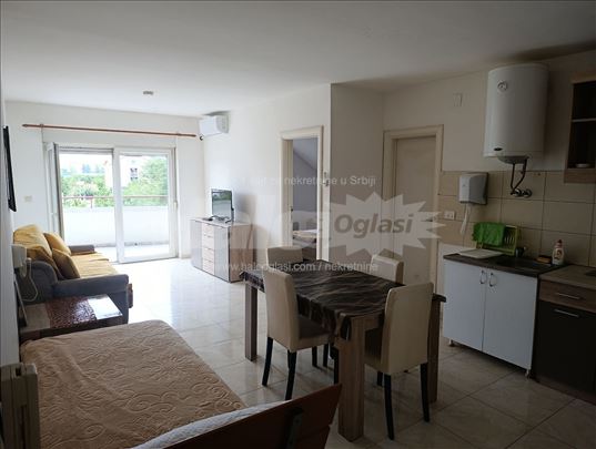 Smeštaj za radnike,1000rsd jedna osoba