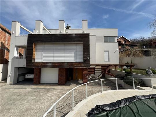 Lux kuća sa bazenom-Višnjička banja