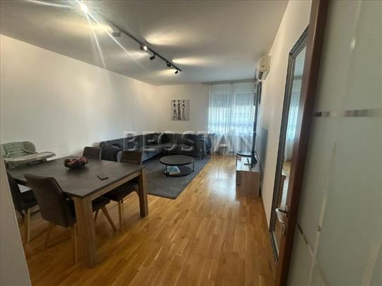 Novi Beograd - Park apartmani blok 19a #64782