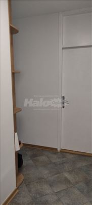 Novi Beograd, blok 21, dvoiposoban stan