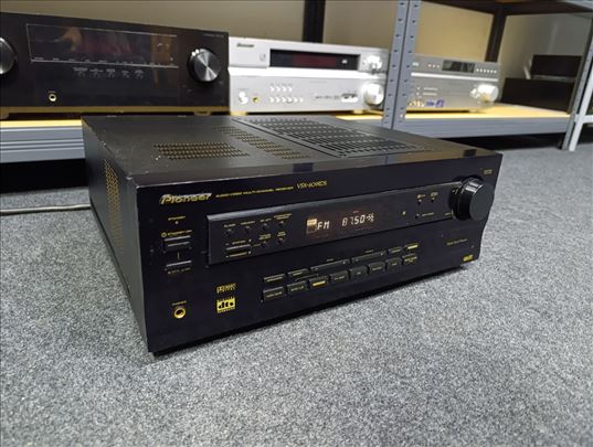 Pioneer VSX 609  risiver