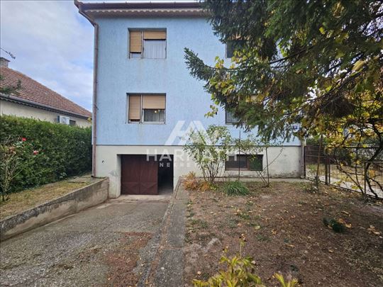 Podaje se spratna kuća u Aleksandrovu