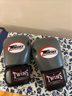 Twins rukavice 10oz NOVE
