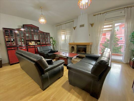 Beograd, Jajinci, stan sa garažom