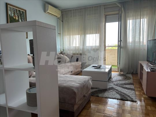 Beograd Vozdovac (2,5 Stan 64 m2)