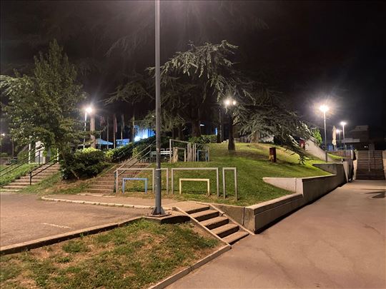 Bulevar Despota Stefana ekskluzivna ptodaja hitno