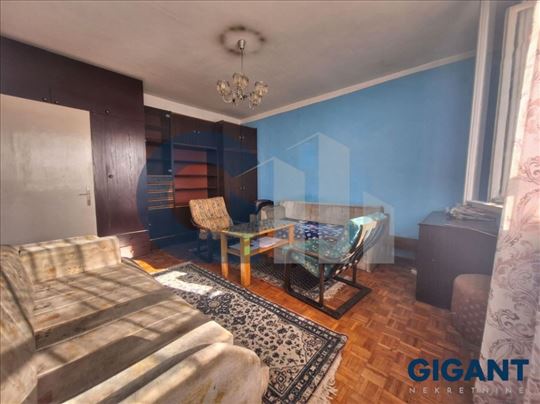 Centar-Karađorđeva, 36m2, III, cg