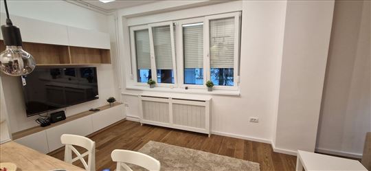 Gundulićev venac, renoviran, lepo uređen, ID 25030