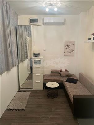 Izdaje se garsonjera