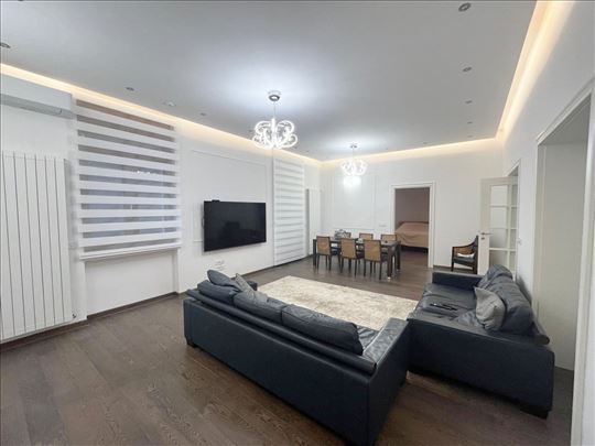 Kompletno renoviran 4.0 stan-Terazije