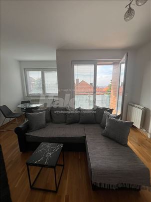 Lepa stan u mirnom kraju na Zvezdari 