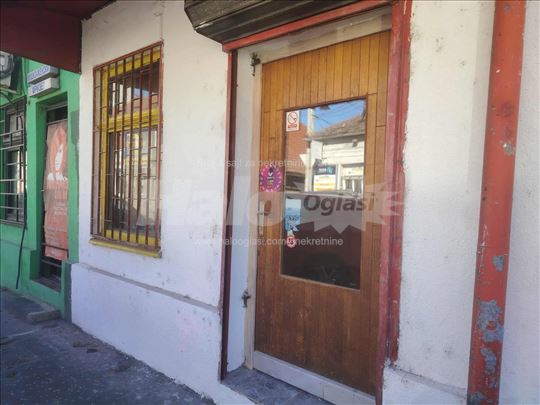 Lokal u centru Zemuna