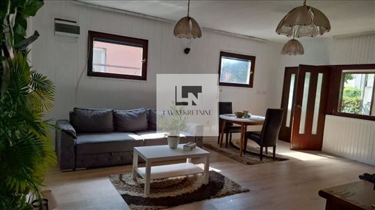 Moderna kuća na Ledinama