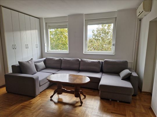 Odličan stan kod Arene