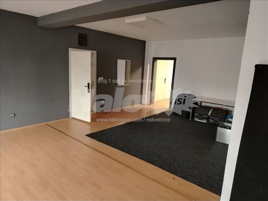 Poslovni prostor, Zemun-Altina, 160m2