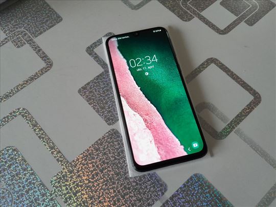 Samsung A40 DUAL sim TOP stanje