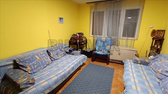 Stan 41m2, II sprat, Radničko naselje