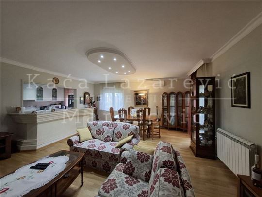 Stan, blizina Tržnog centra Stadion – Dimitrija Ma