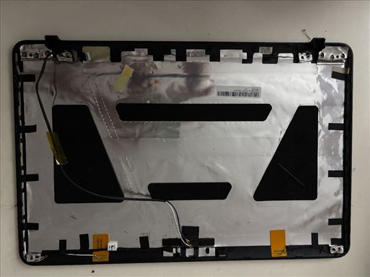 Toshiba L655 - Kućište ekrana