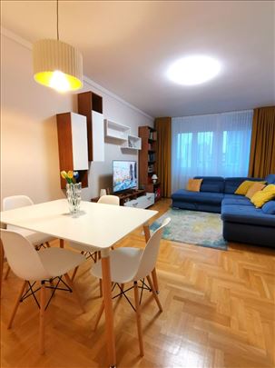 Botanička bašta, trosoban