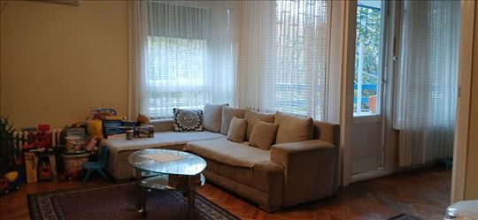 Galenika, lep održavan stan od 82m2, 3.0