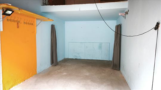 Garaža 16m2, Hadži Ruvimova