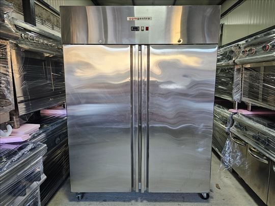 Grbić. Profesionalni zamrzivac